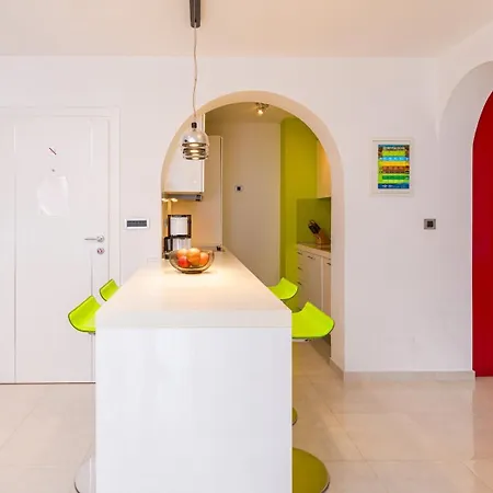 Daisy With A View Apartamento