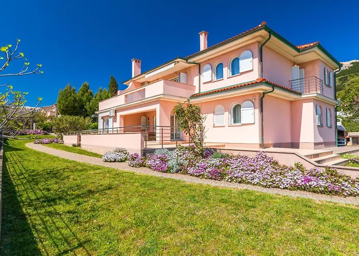 Daisy With A View Baška