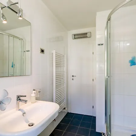 Appartement Daisy With A View Baška