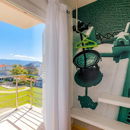 Daisy With A View Baška