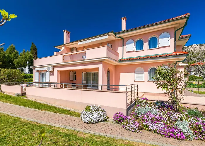 Lägenhet Daisy With A View