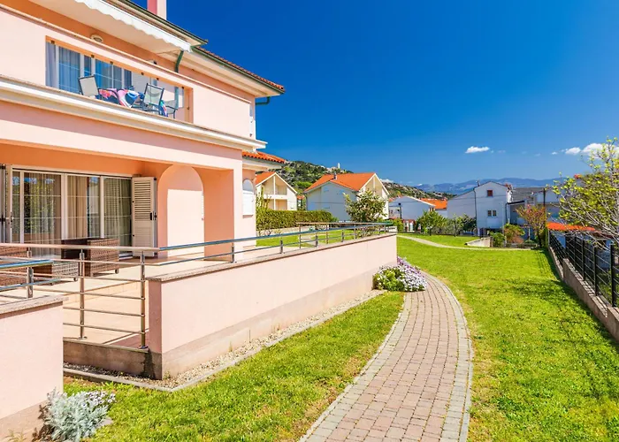 Daisy With A View Lägenhet Baška